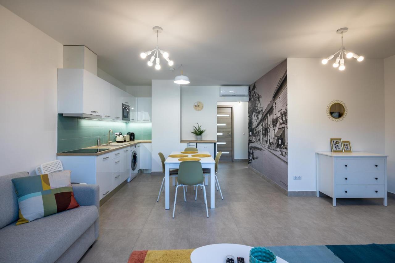 Stafetahaz Apartmanok Вац Екстер'єр фото