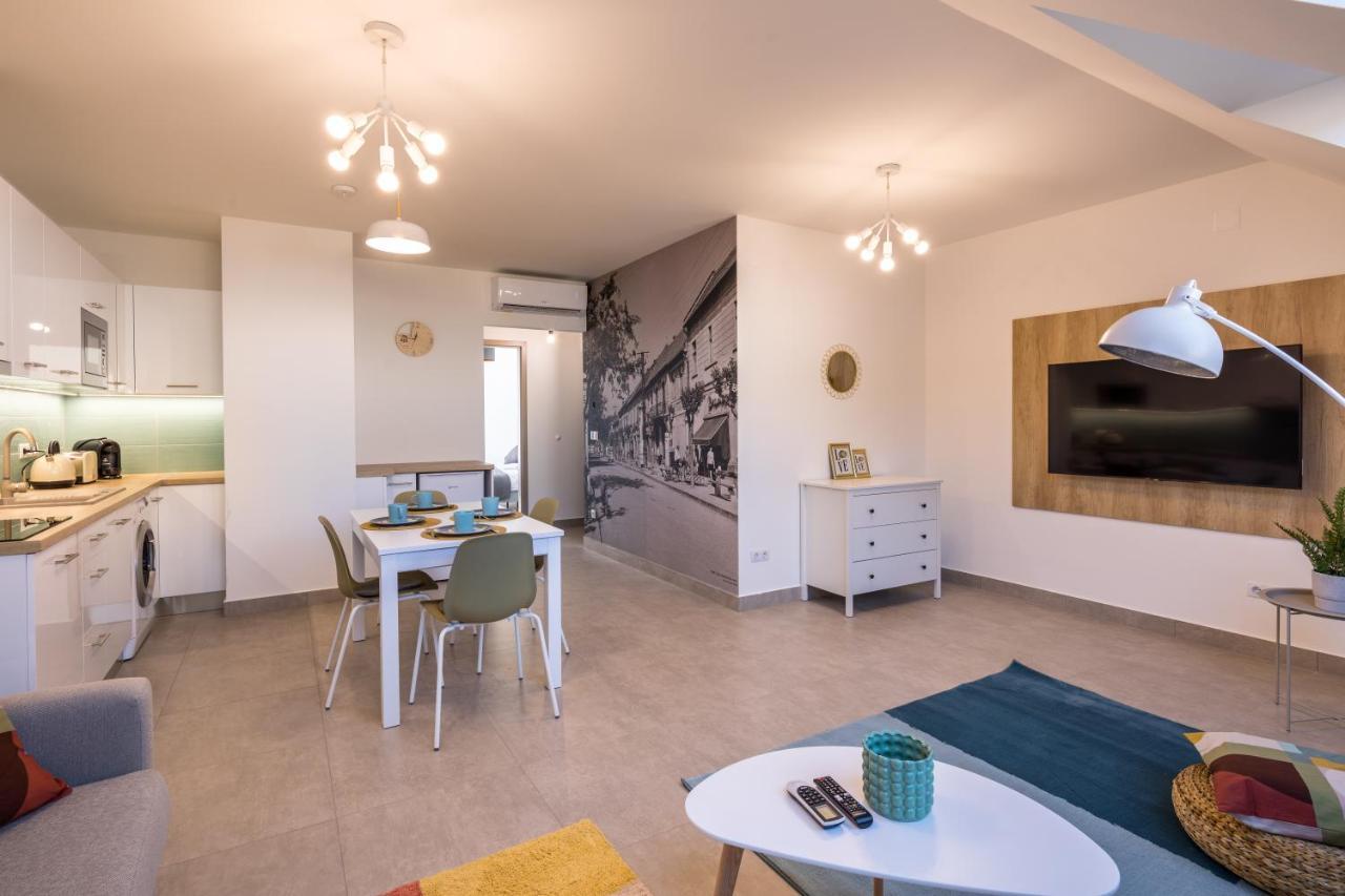 Stafetahaz Apartmanok Вац Екстер'єр фото