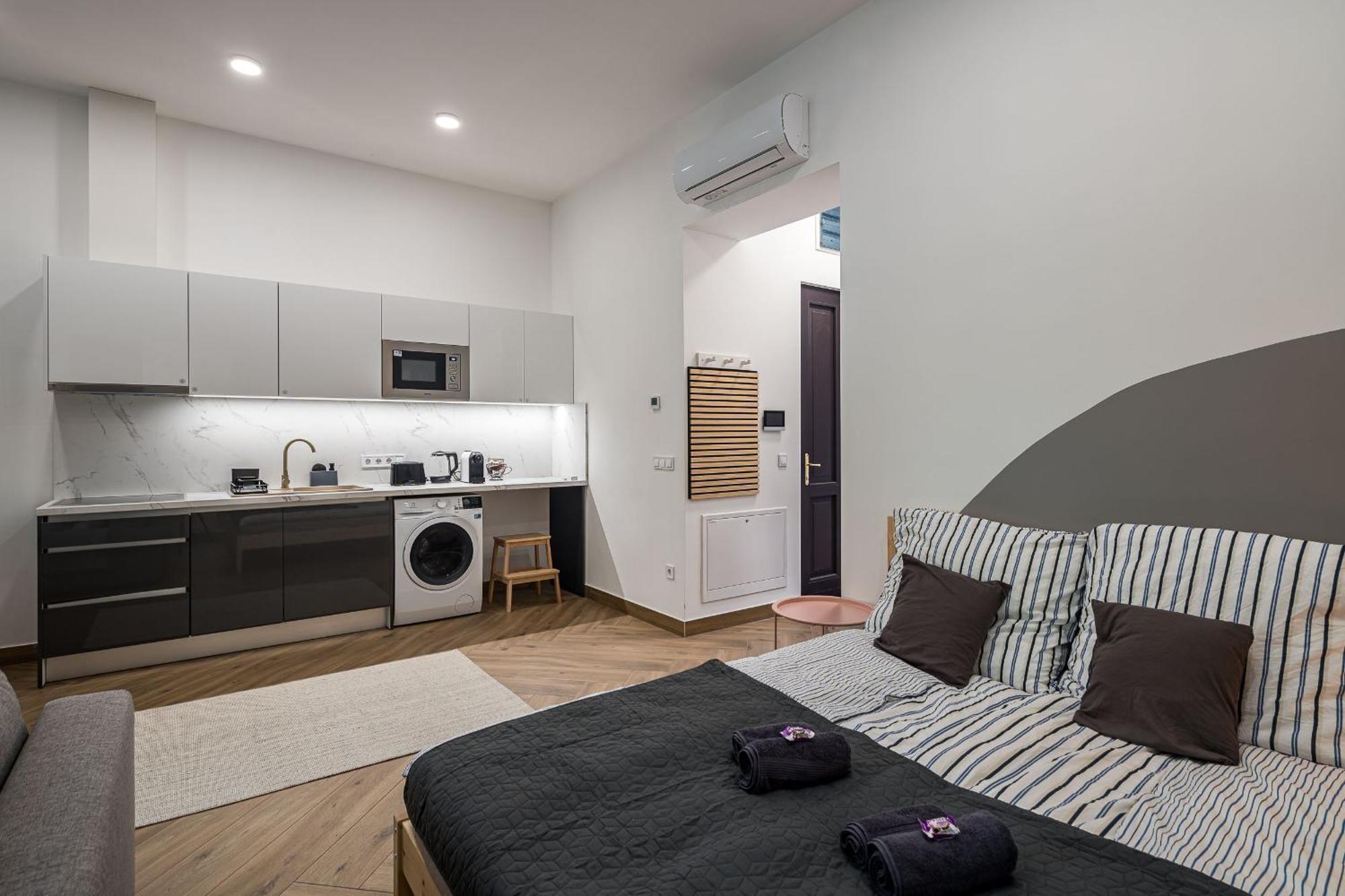 Stafetahaz Apartmanok Вац Екстер'єр фото