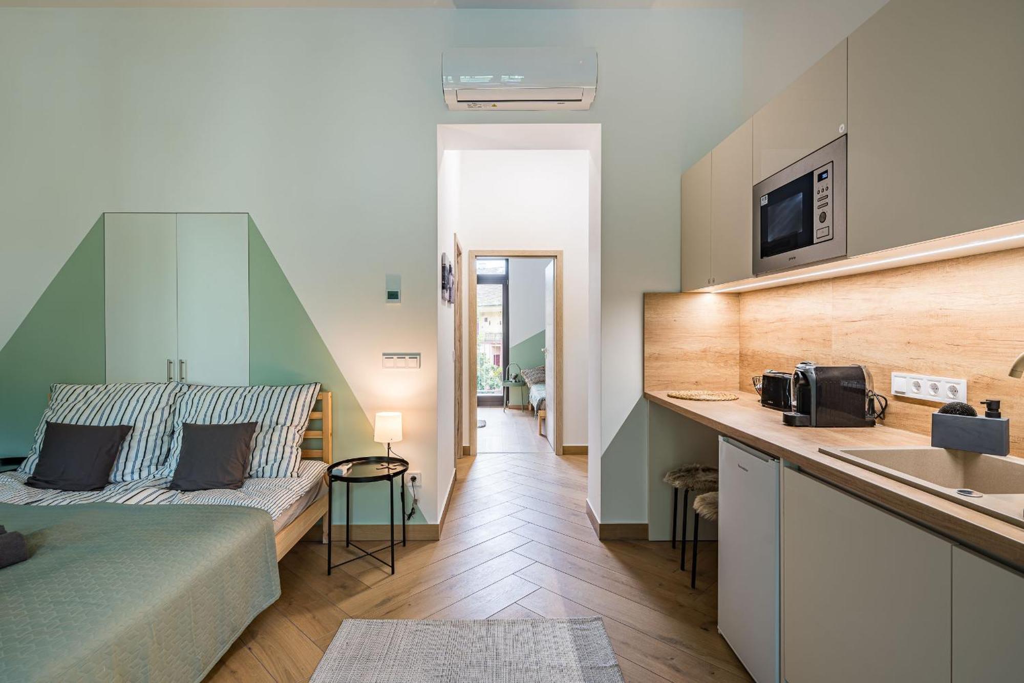 Stafetahaz Apartmanok Вац Екстер'єр фото