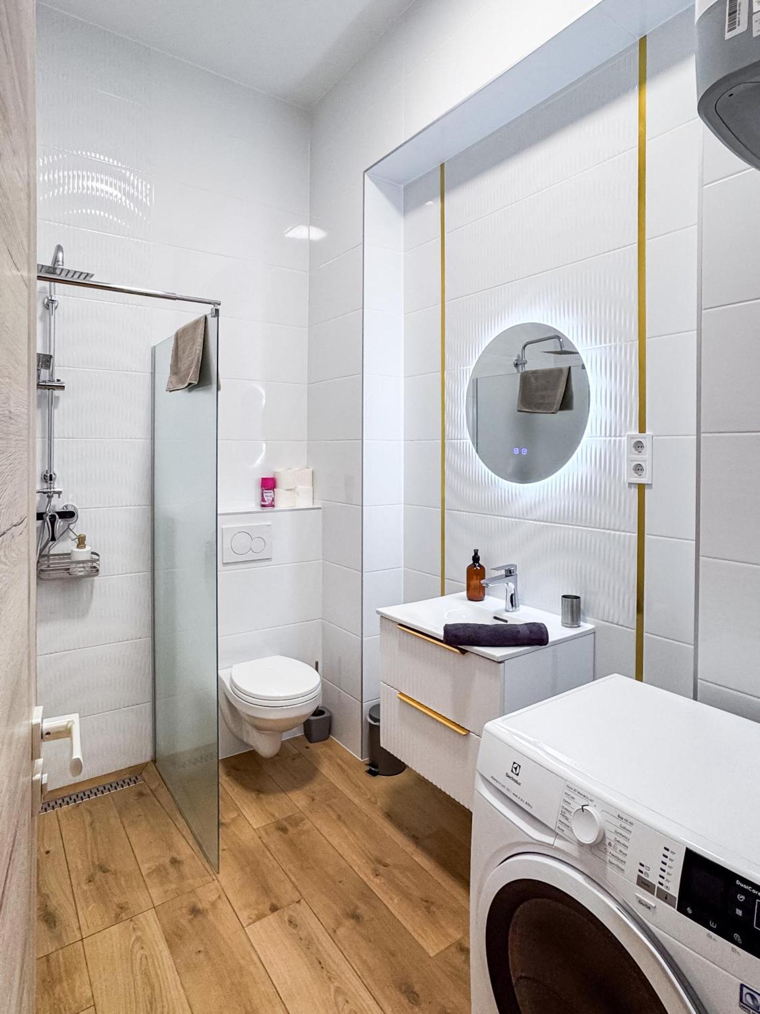 Stafetahaz Apartmanok Вац Екстер'єр фото